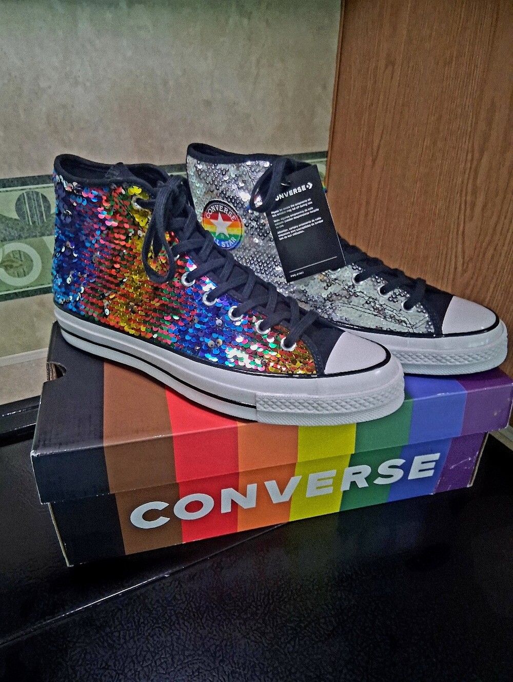 Converse Chuck 70 High Pride Sequined Rainbow Sneakers Men 10.5 / Women 12.5